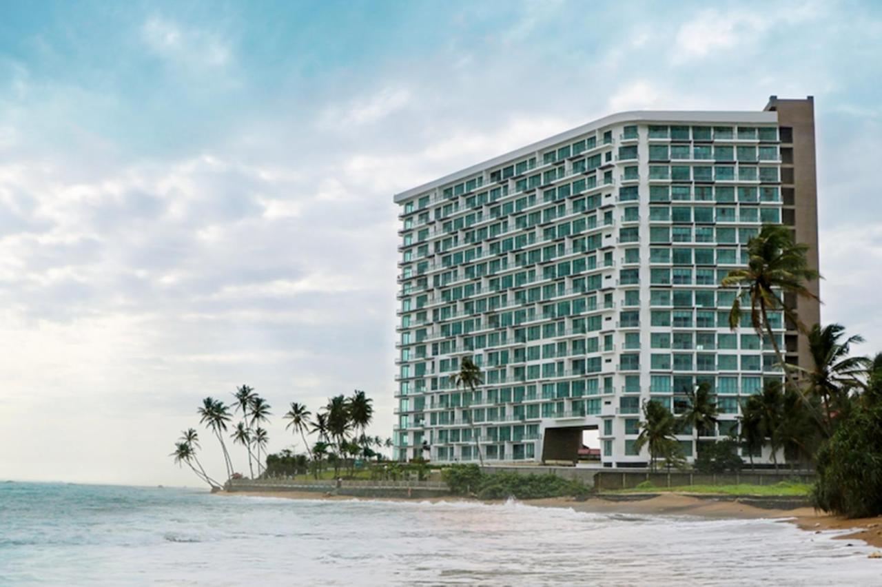 Hasara Oceanfront Apartments Galle Exteriör bild