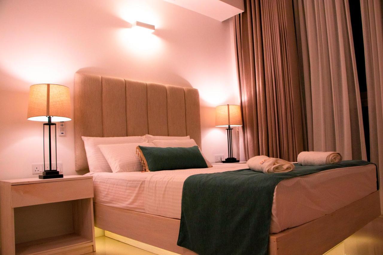Hasara Oceanfront Apartments Galle Exteriör bild