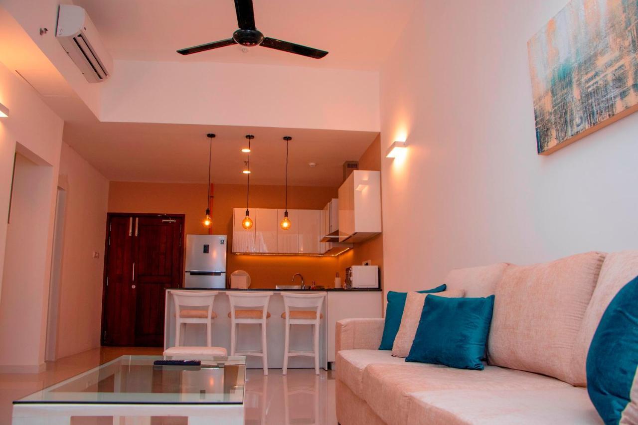 Hasara Oceanfront Apartments Galle Exteriör bild