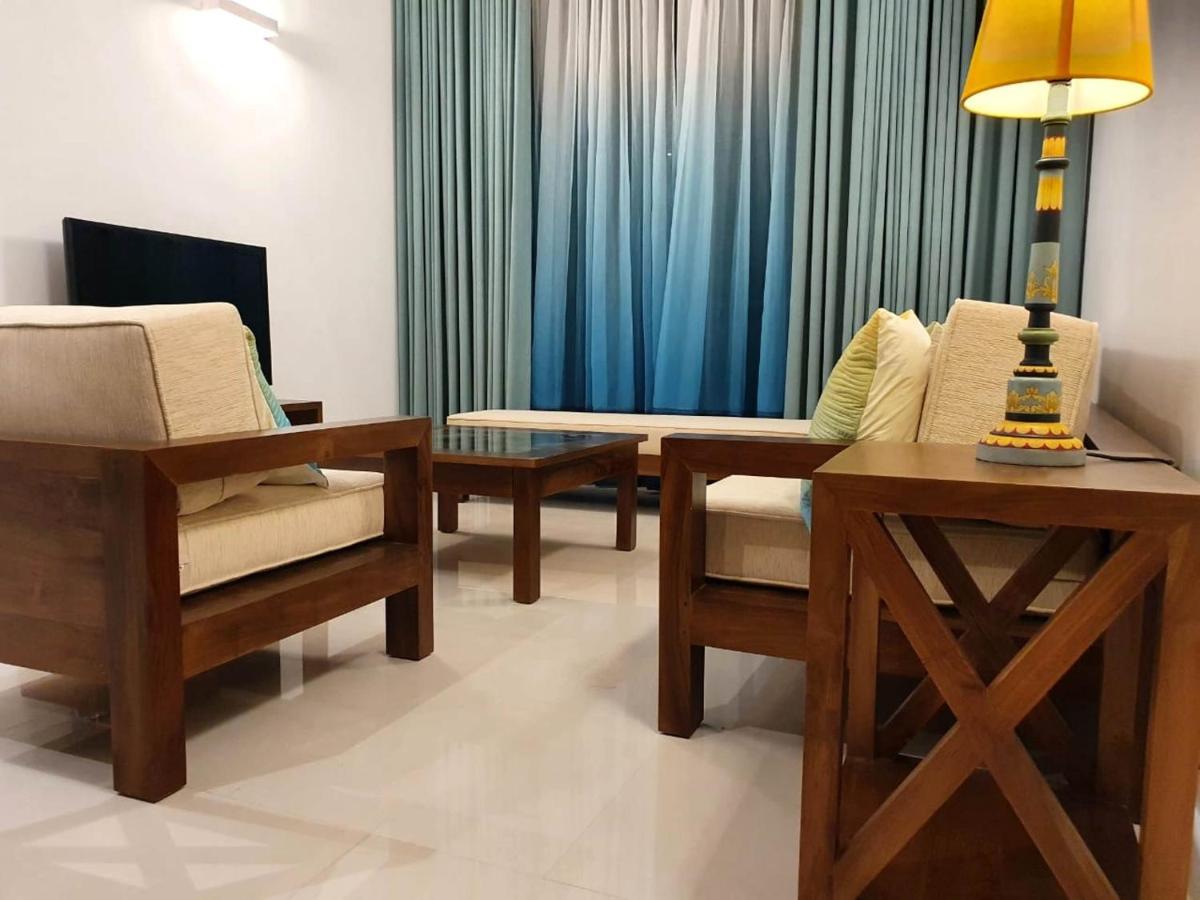 Hasara Oceanfront Apartments Galle Exteriör bild