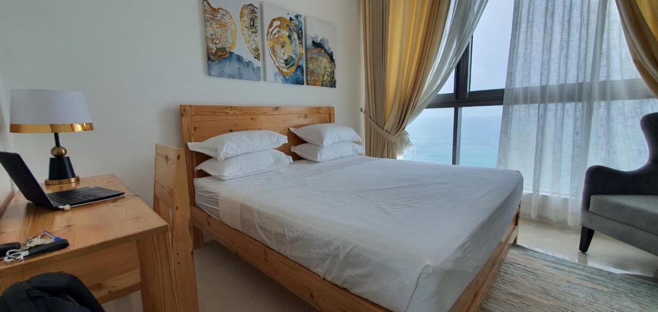 Hasara Oceanfront Apartments Galle Exteriör bild