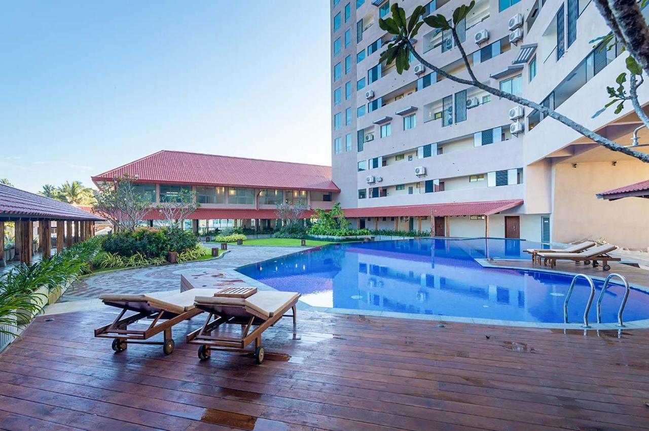 Hasara Oceanfront Apartments Galle Exteriör bild
