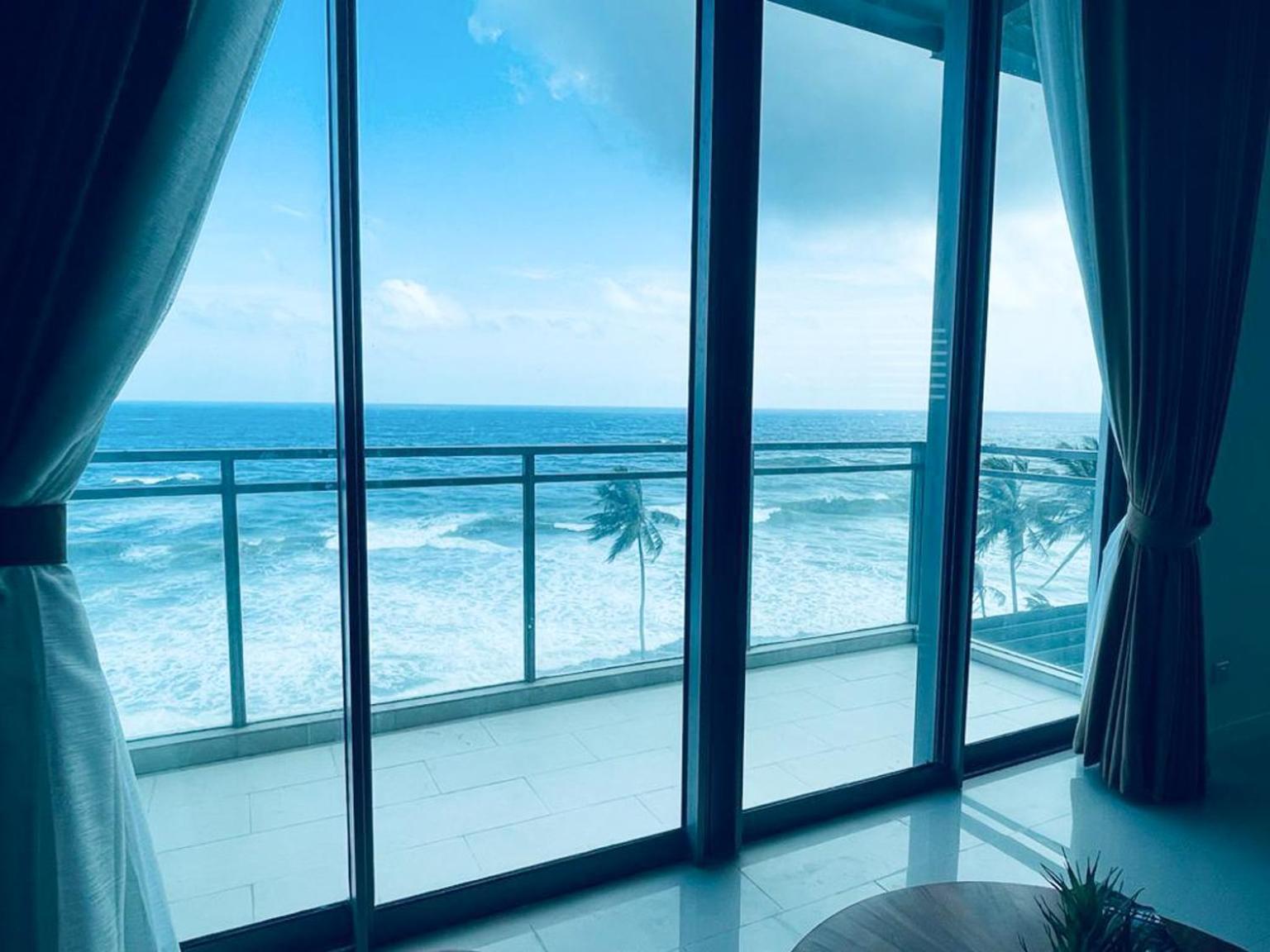 Hasara Oceanfront Apartments Galle Exteriör bild