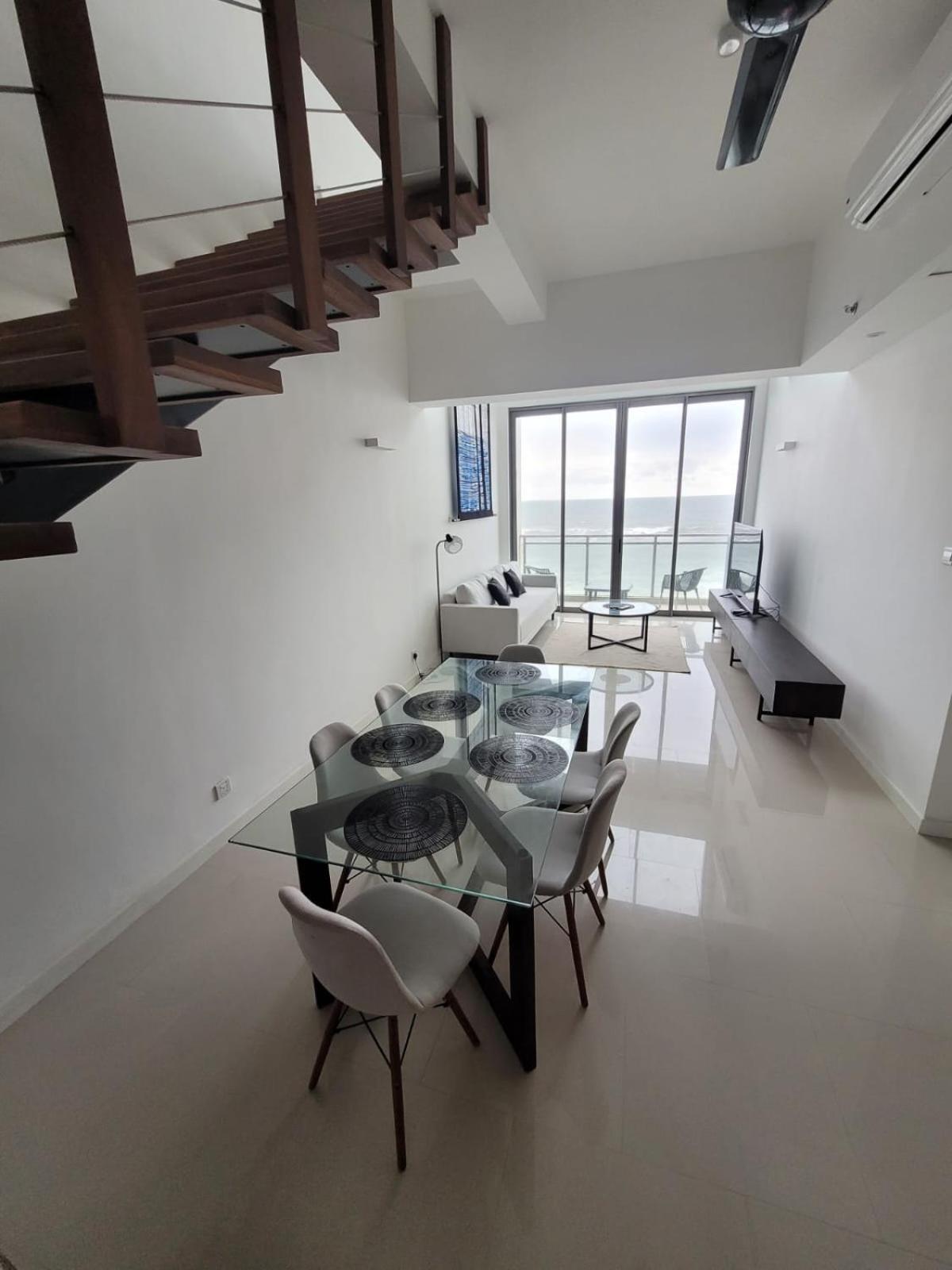 Hasara Oceanfront Apartments Galle Exteriör bild