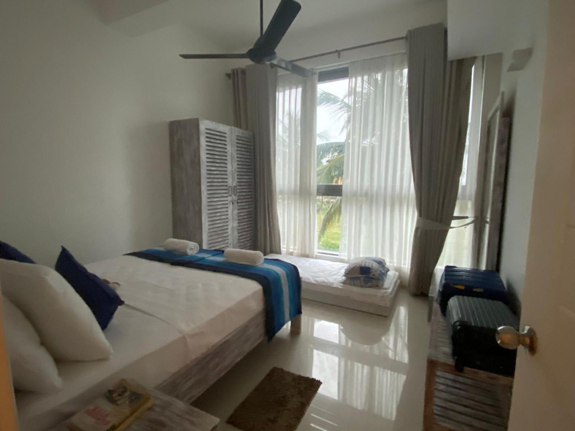 Hasara Oceanfront Apartments Galle Exteriör bild